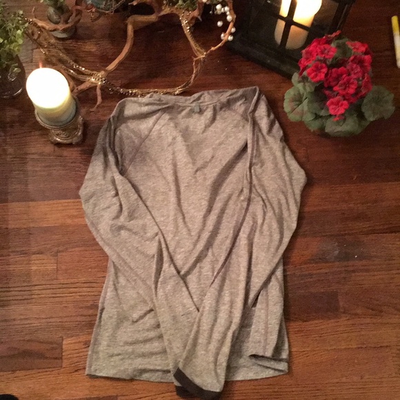 Nike DRI-FIT Pull Over - Picture 6 of 7